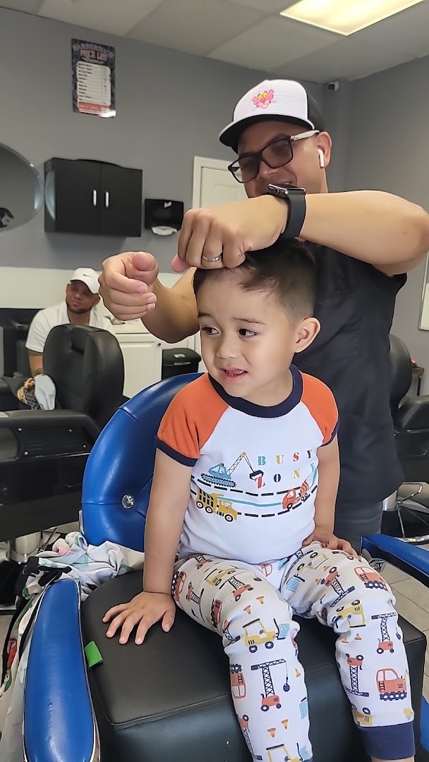 Cuts by Joaquin — shop photo 5